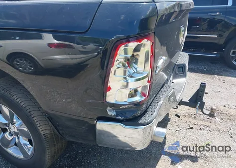 2017 Ram 1500 Big Horn 4X4 5'7 Box из США, поврежденный, VIN 1C6RR7LT7HS504273